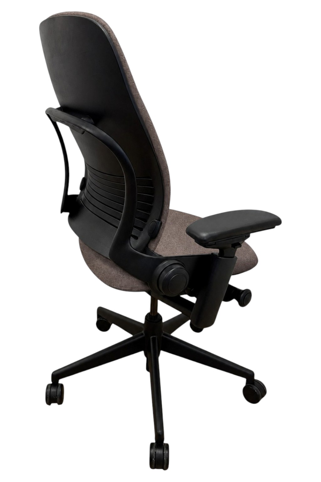 Steelcase Leap V2 Taupe (Modèle d’exposition)